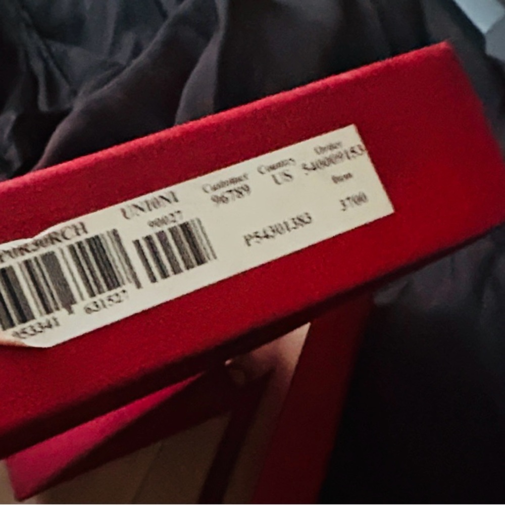 Valentino Garavani VLTN Black Leather Card Case Authentic With Tag - Picture 13 of 17